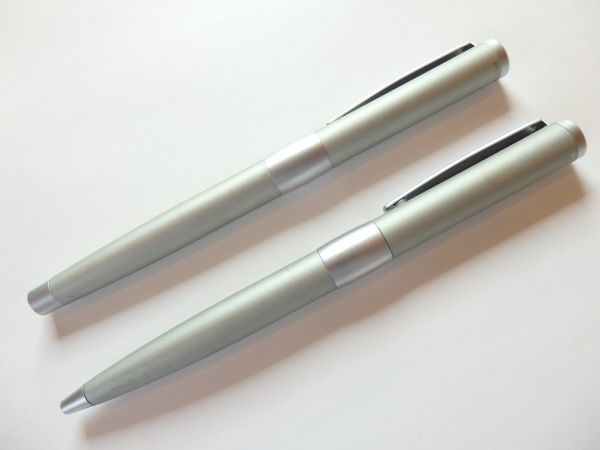 ◆【送料無料】【新品・未使用】　ドイツ製　セネター万年筆・ボールペン　ペン先：Ｍ 　_画像4