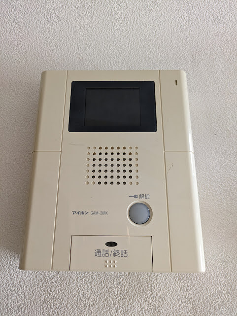 即決ジャンク(故障品)! アイホン GAX 集合システム用オートロックカラーTVインターホン GAM-2MK / YW2462_画像2