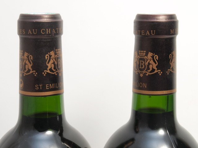 ★★Chateau Beau-Sejour Becot シャトー・ボーセジュール・ベコ 2000年 750ml/13% 2本セット★AG5888の画像2