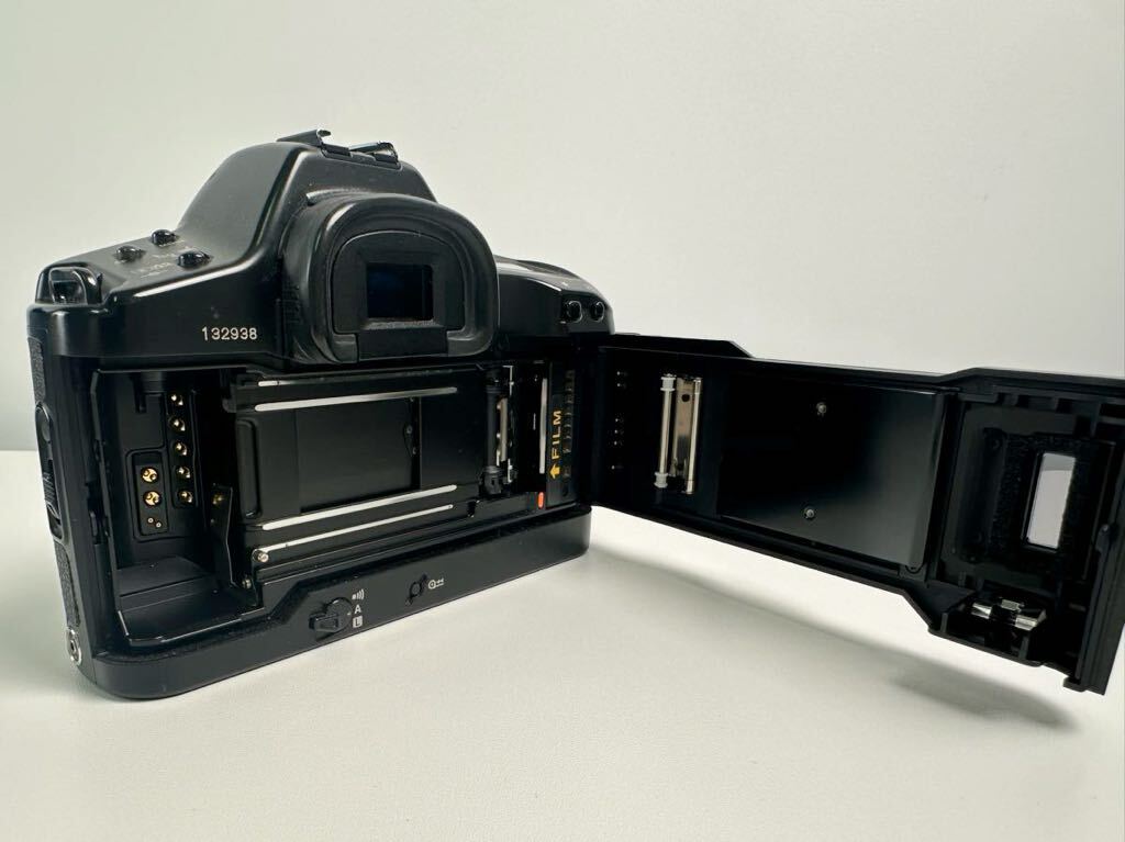【5/12E】Canon キャノン EOS-1N ボディ 一眼レフカメラ 動作未確認_画像8
