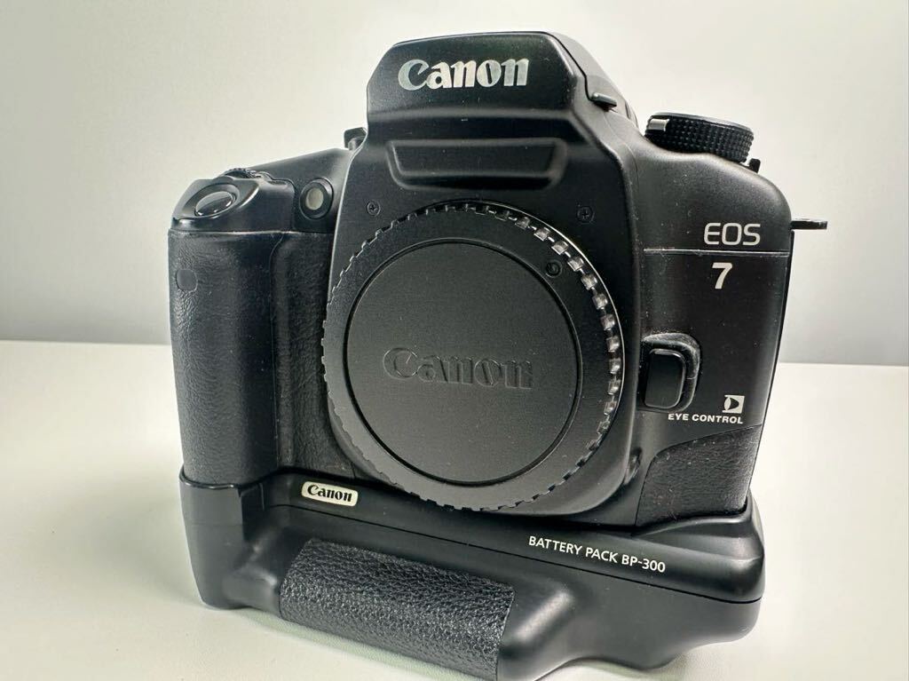 【5/12E2】Canon キャノン ボディ EOS 7 一眼レフ 動作未確認_画像1
