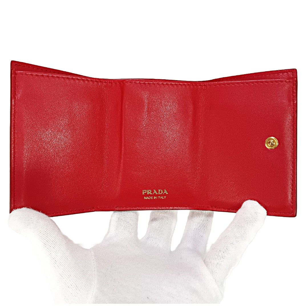 プラダ 三つ折り財布 レザー ミニウォレット レター 1MH021 レッド 赤  PRADA  サフィアーノ レザー ミニ財布