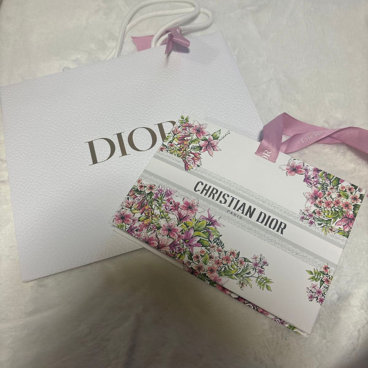 DIORショッパー＆限定ギフトBOX