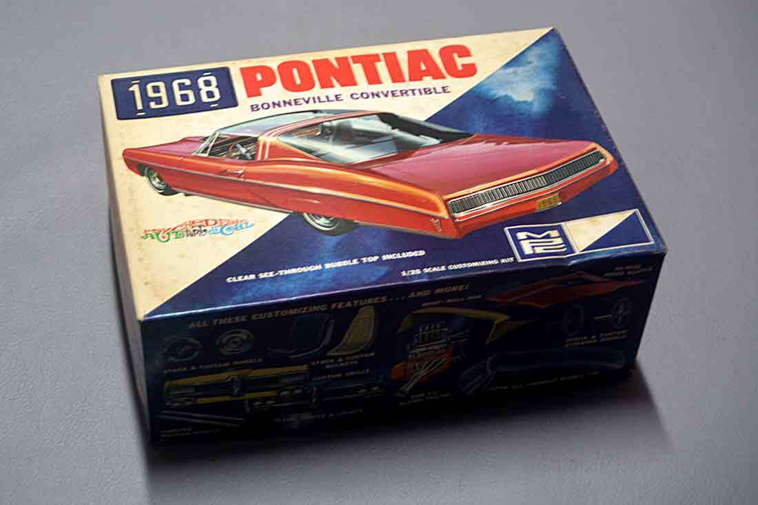 1968 PONTIAC BONNEVILLE CONVERTIBLE 1/25Scale とても古い未組み立て模型の画像4