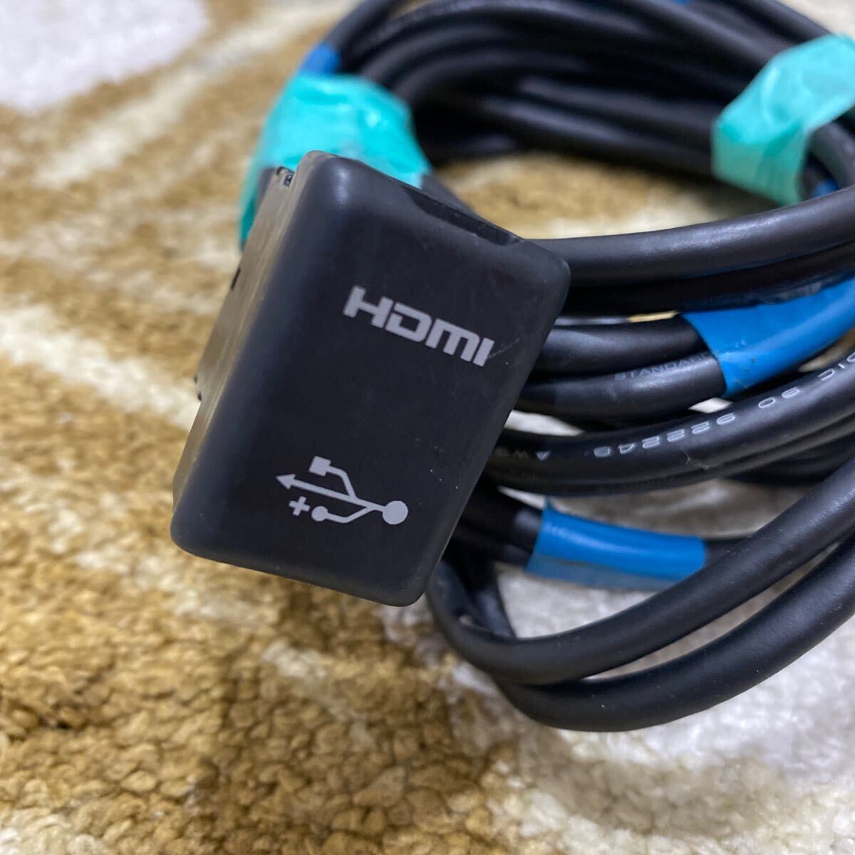 トヨタ 純正品 USB HDMI 入力端子 トヨタ 純正 ナビ ケーブルセット 086B0-00010 20 30 ②_画像2