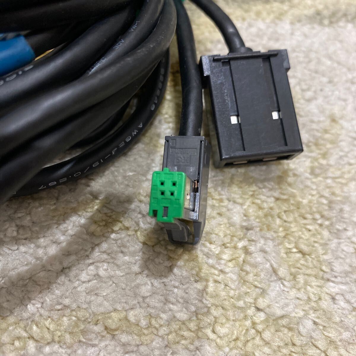 トヨタ 純正品 USB HDMI 入力端子 トヨタ 純正 ナビ ケーブルセット 086B0-00010 20 30 ②の画像4