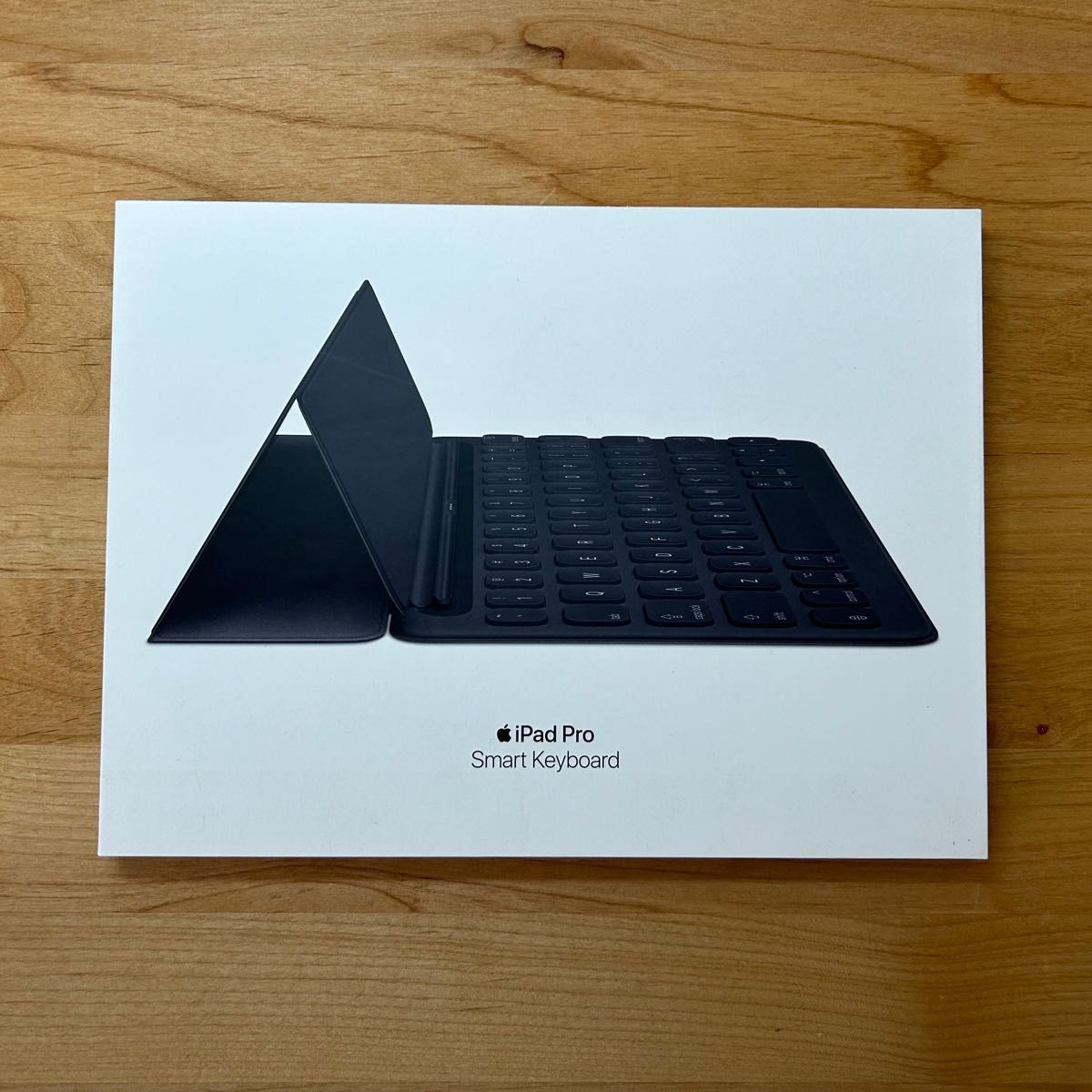 新品未使用★Apple iPad Pro 10.5用 Smart Keyboard US配列 MPTL2LL/A