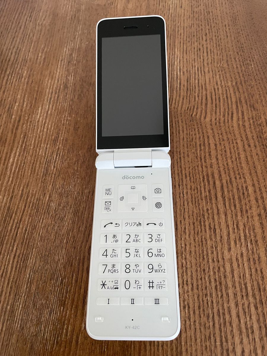 美品　DIGNO ケータイ KY-42C(ホワイト)とACアダプタのセット　docomo