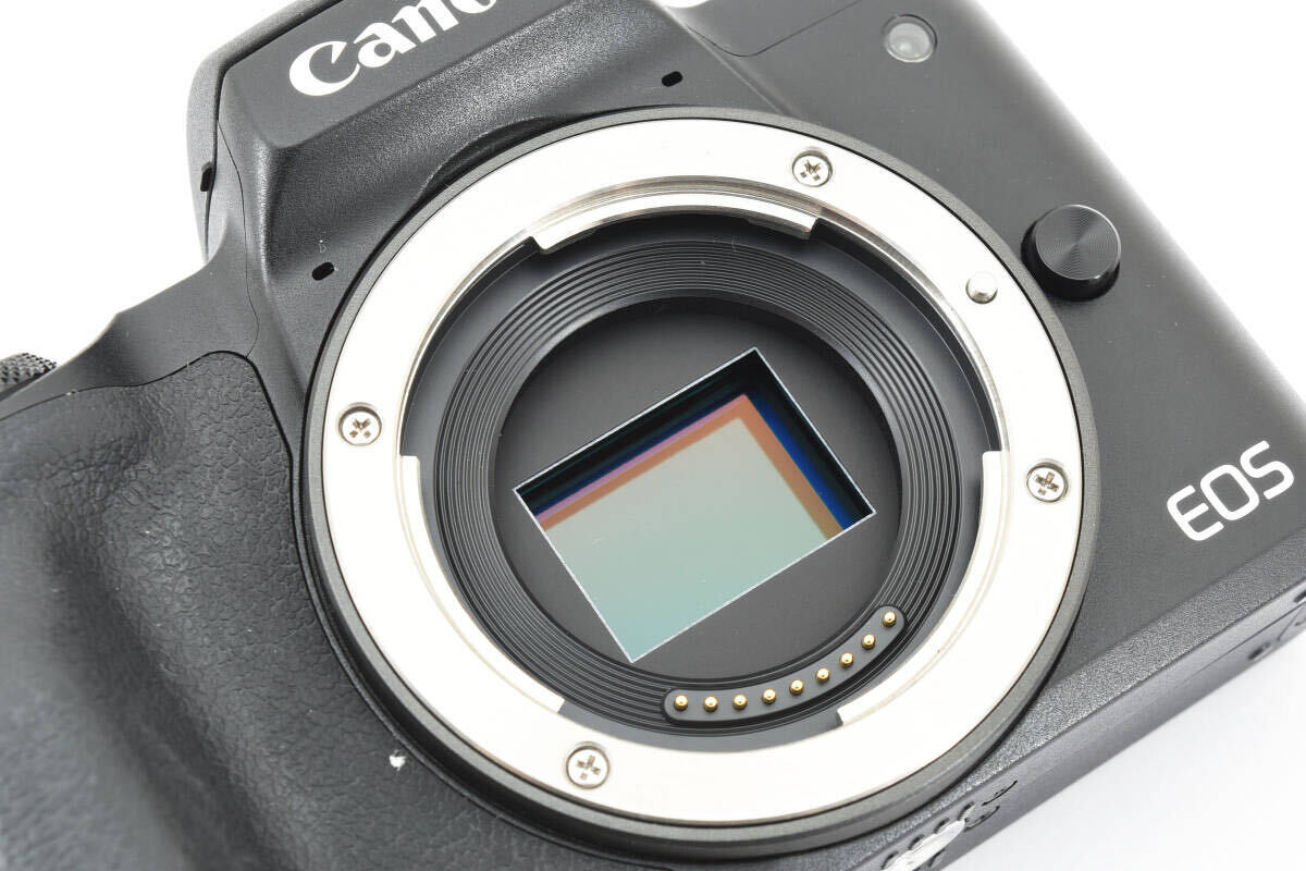 【美品】 Canon EOS Kiss M ボディ ミラーレス一眼レフ デジタルカメラ キャノン 【動作確認済み】 #1399の画像8