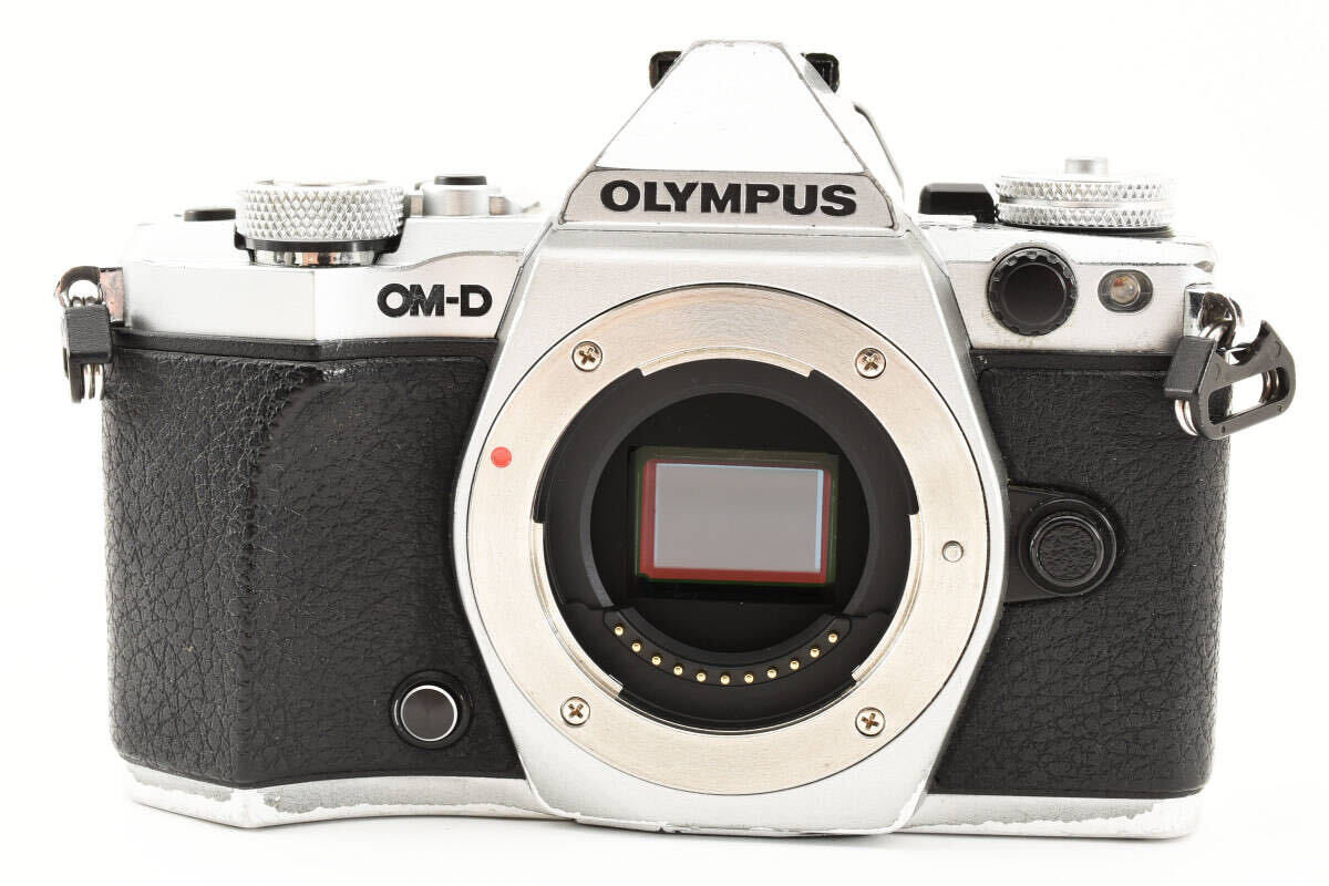 【並品】 OLYMPUS オリンパス OM-D E-M5 MarkII ボディ ミラーレス一眼レフ デジタルカメラ 【動作確認済み】 #1437の画像3