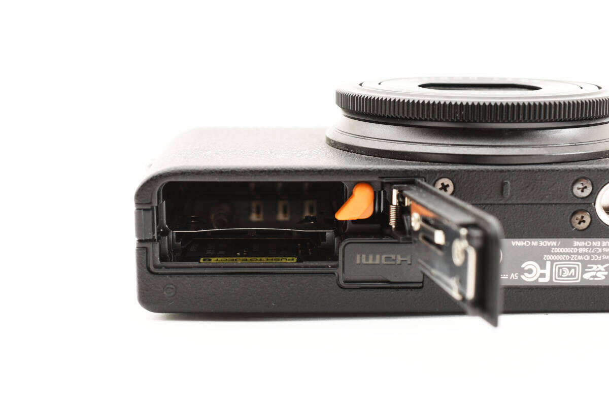 【美品】 FUJIFILM XQ2 6.4-25.6mm 1:1.8-4.9 コンパクトデジタルカメラ フジフイルム 【動作確認済み】 #1443の画像2