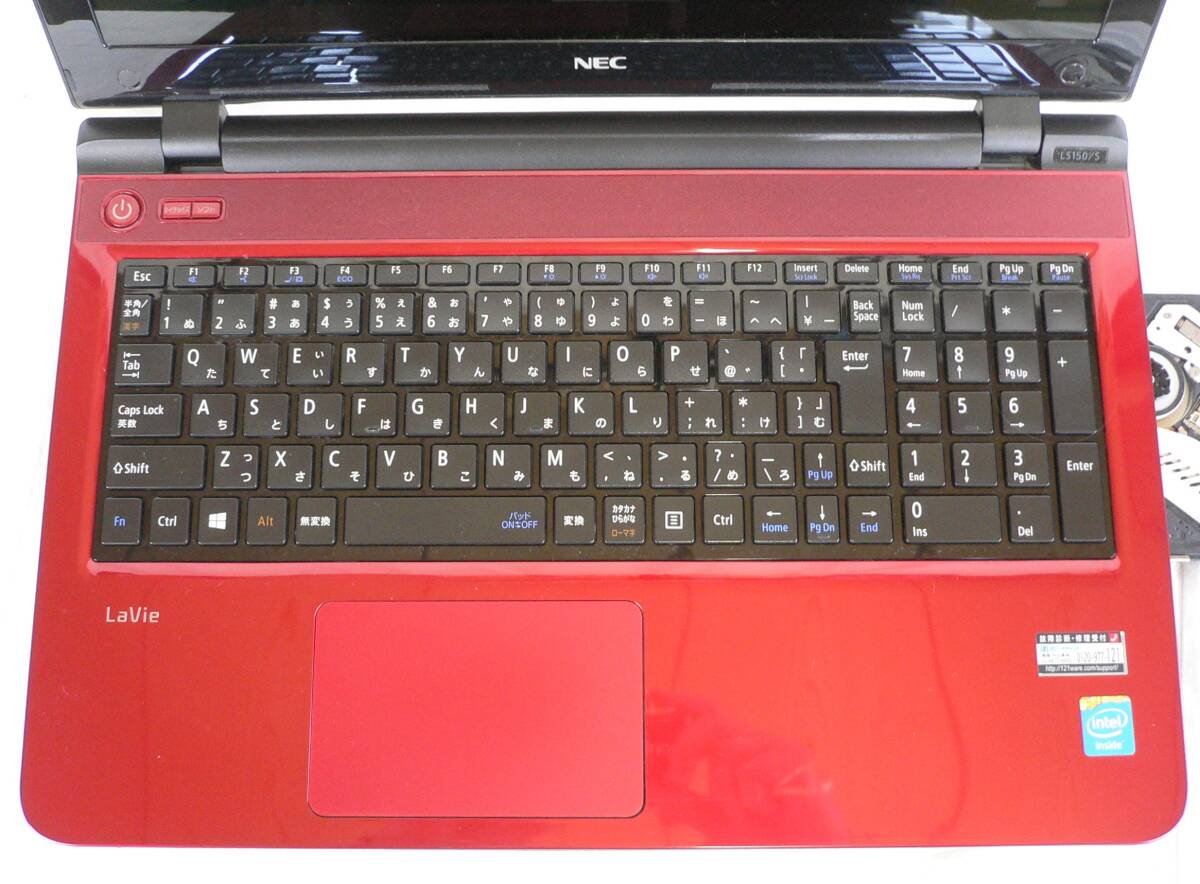 美品 日本電気 LaVie S PC-LS150SSR SSD256GB/MEM8GB/15.6HD(1366x768)/第4世代Cele-2957U1.4GHz/Win11Pro/Office2021Pro/Sマルチ レッド_使い勝手の良いテンキー付き本格キーボード