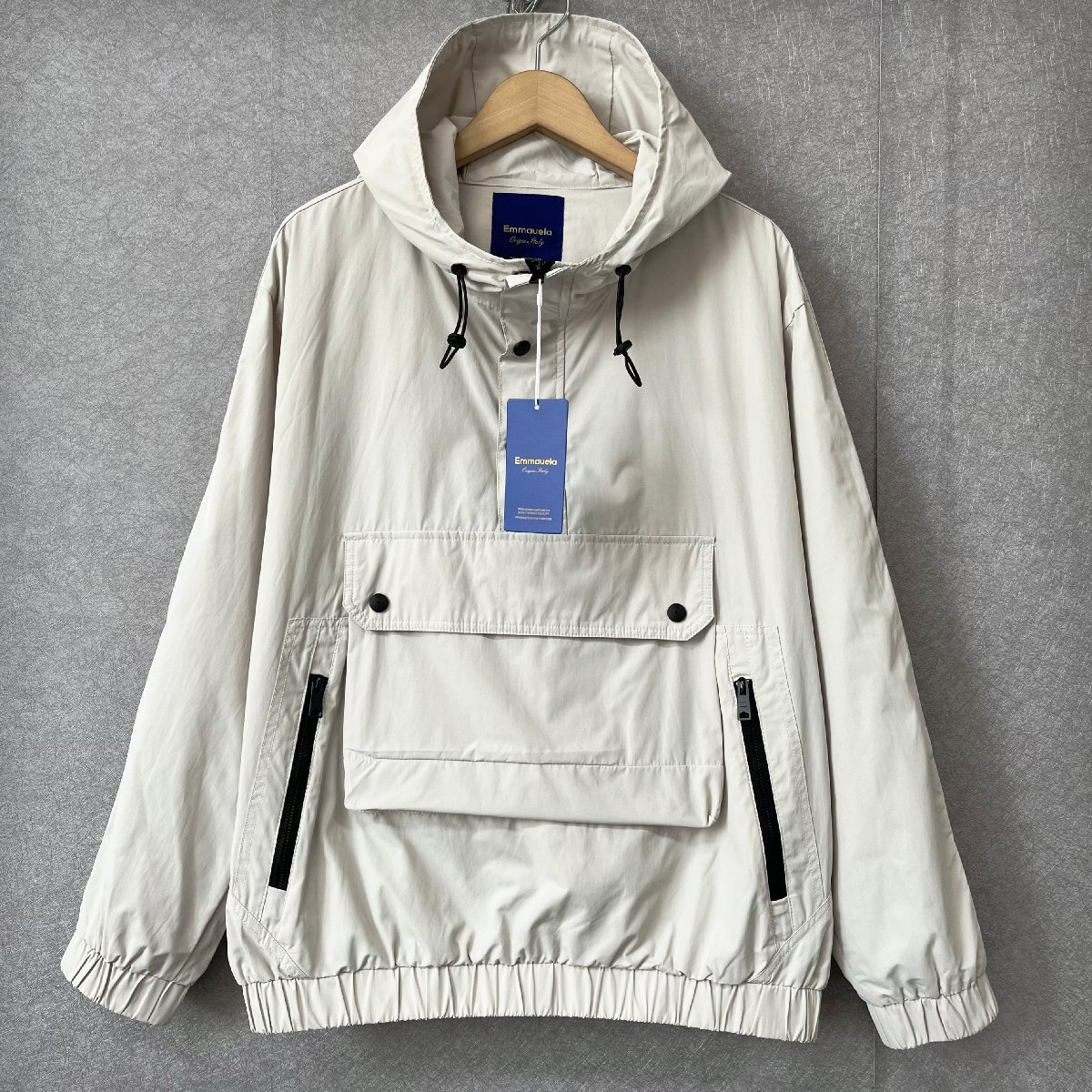 ** standard * Parker regular price 3 ten thousand *Emmauela* Italy * milano departure * on shortage of stock hand piece . ventilation pull over . manner outer f-ti- unisex M