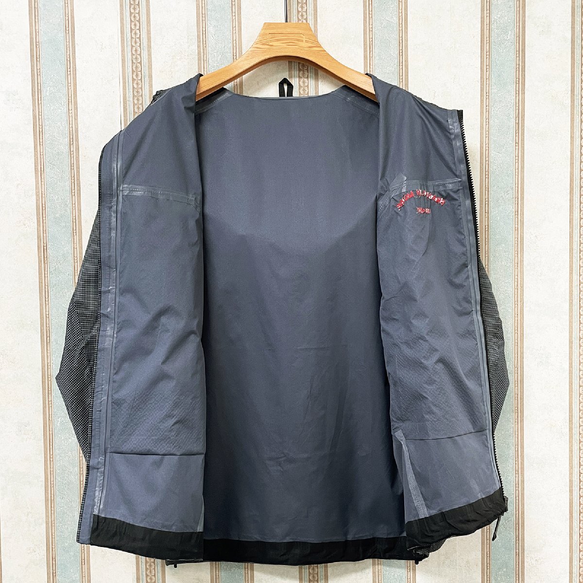 個性 定価7万 FRANKLIN MUSK・アメリカ・ニューヨーク発 マウンテンパーカー 登山服 アウトドア 高機能 撥水 薄手 チェック柄 サイズ3_画像5