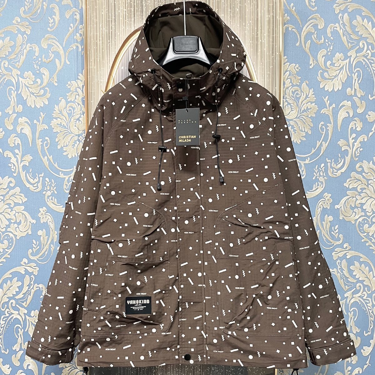  regular price 6 ten thousand *christian milada* milano departure * jacket * high class protection against cold . manner thin total pattern piece . outer dressing up mountain parka L/48 size 