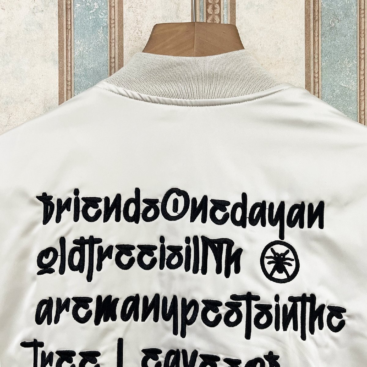 人気 定価6万 FRANKLIN MUSK・アメリカ・ニューヨーク発 ジャケット 薄手 防風 個性 蜘蛛 高級刺 アウター スタジャン 春夏 サイズ2_画像8