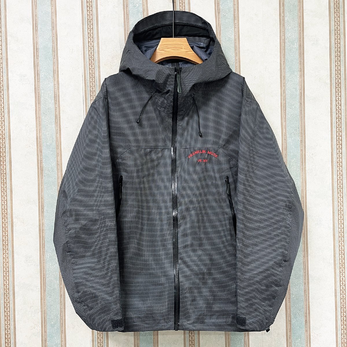 個性 定価7万 FRANKLIN MUSK・アメリカ・ニューヨーク発 マウンテンパーカー 登山服 アウトドア 高機能 撥水 薄手 チェック柄 サイズ2_画像1