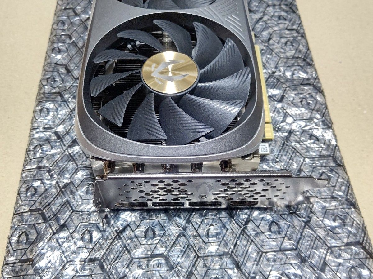 ZOTAC GAMING GeForce RTX 4070 Ti Trinity OC|Yahoo!フリマ ZOTAC GAMING GeForce RTX 4070 Ti Trinity OC|Yahoo!フリマ