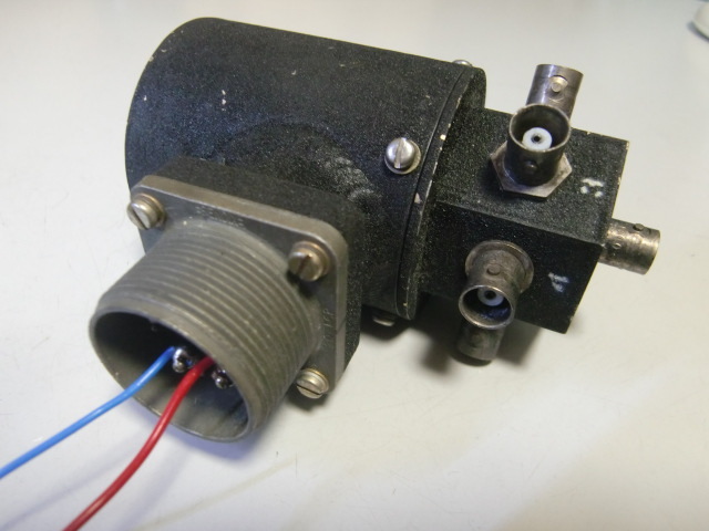 ロータリ式の同軸スイッチ BNC接栓、1回路6接点 (2)の画像1