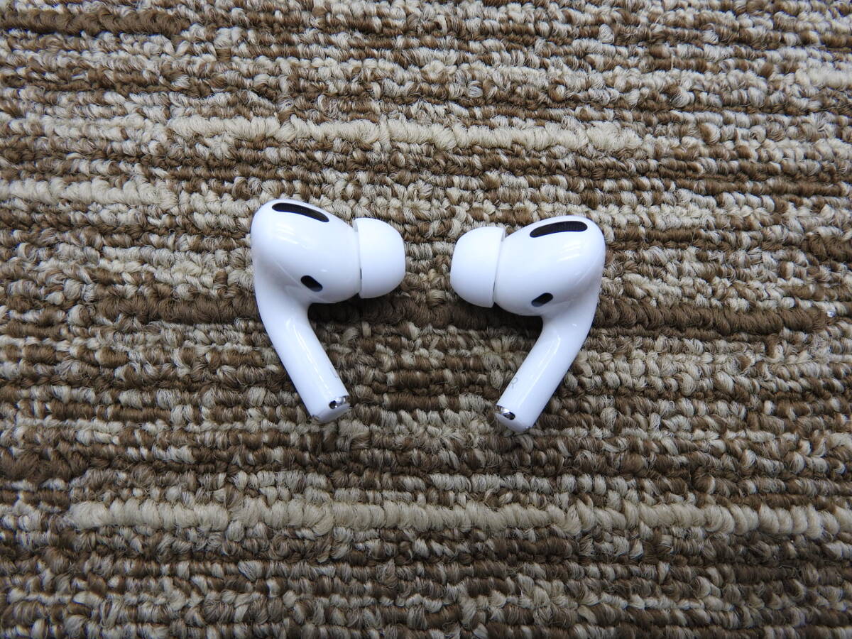 Apple アップル◆ワイヤレスイヤホン AirPods Pro MLWK3J/A エアポッズプロ ノイズキャンセリング 付属完備◆中古美品「管理№CA7607」_画像2