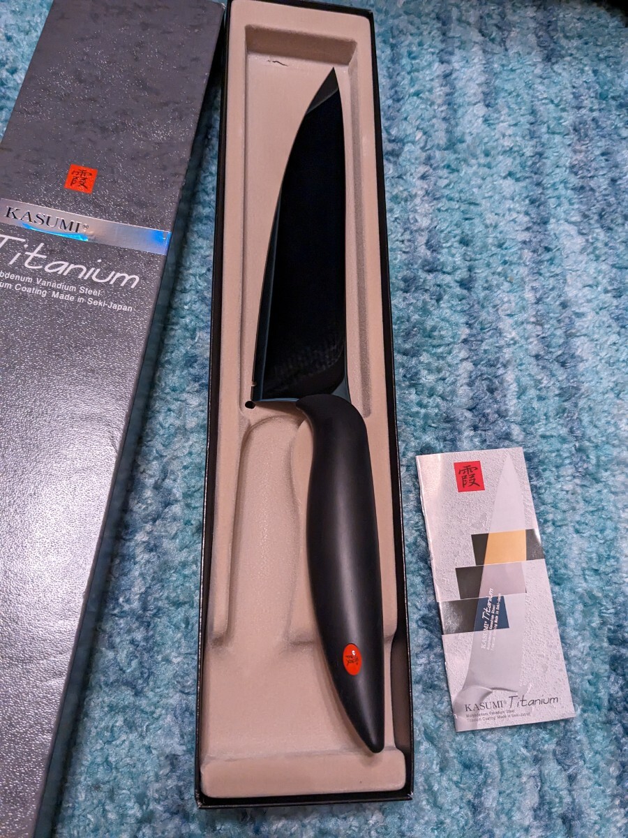 0605u1502　SUMIKAMA (スミカマ) 霞 包丁 チタンコーティング 剣型包丁 日本製 20cm 牛刀 肉 発色 ブルー 関市製 KASUMI 22020/B_画像5