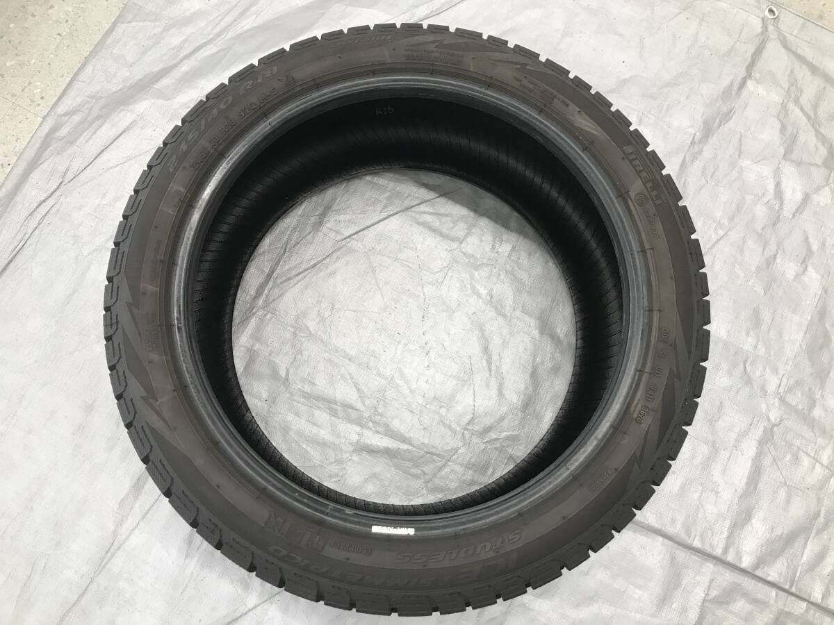 □□2405-118 バリ溝！ピレリ PIRELLI ICEASIMMETRICO 245/40R18 97Q 2020年製 9分山 4本セット 中古スタッドレス_画像3