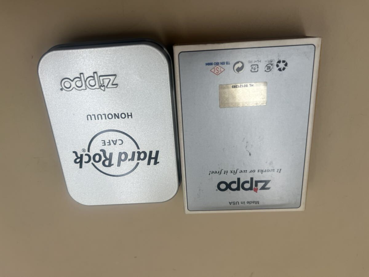 【未使用保管品】HARD ROCK CAFE Honolulu ハードロックカフェ Zippo 2007年製 シルバー 喫煙グッズ 喫煙具 ジッポ の画像5