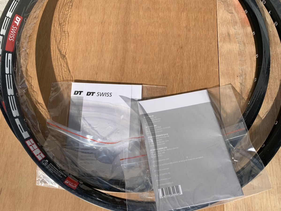 送料込 新品 DT SWISS 533D 26インチ 32H リム 2本セット 送料込 新品 DT SWISS 533D 26インチ 32H リム 2本セット
