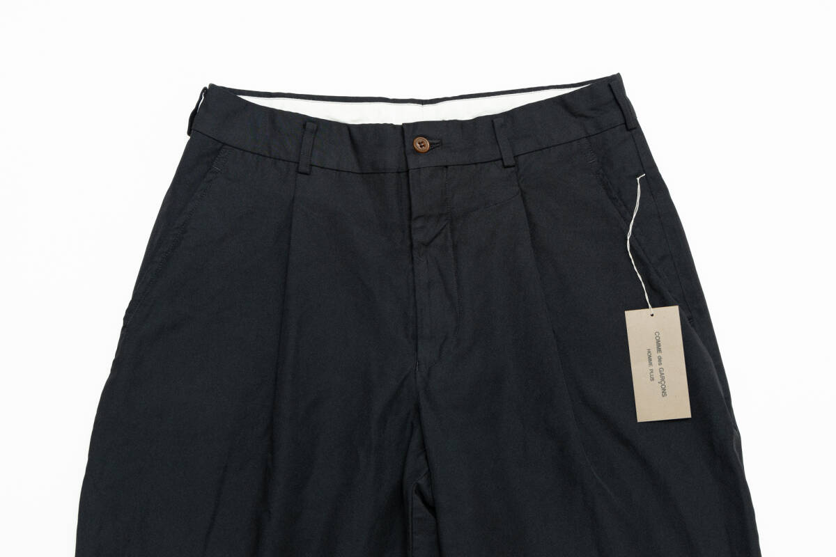 未使用 COMME des GARCONS HOMME PLUS ポリ縮絨 タックパンツ 未使用 COMME des GARCONS HOMME PLUS ポリ縮絨 タックパンツ