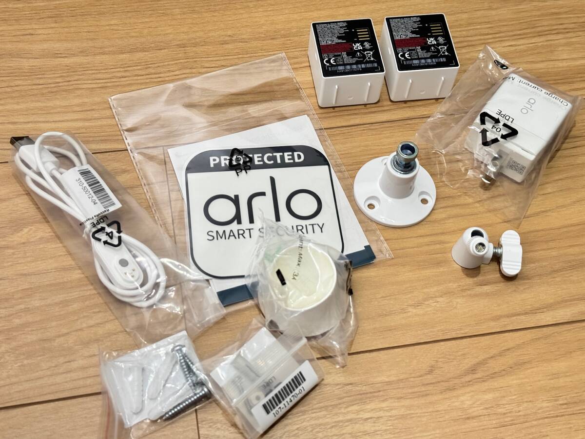 ◎美品・送料無料!アーロ/Arlo Pro 4 カメラ2台セット・Alexa 対応/Apple HomeKit対応・VMC4250P-100APS・無料シリコンカバー付属!_画像8