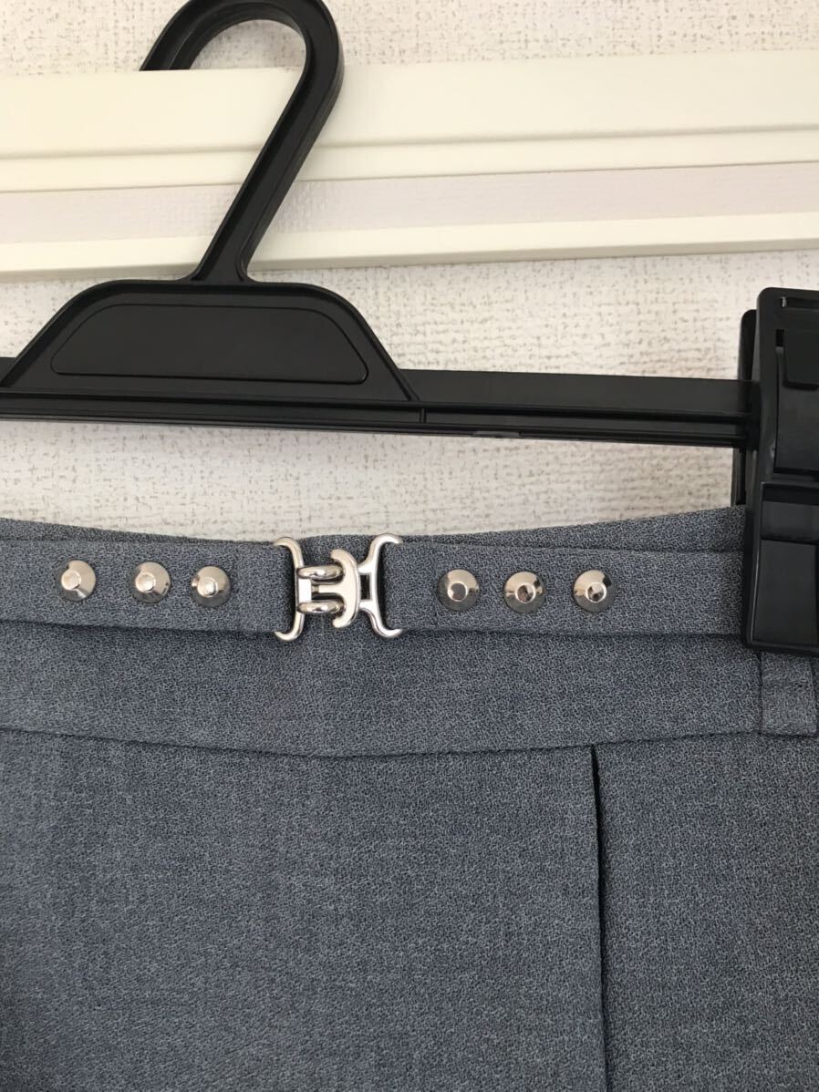 Laula ラウラ ミニスカート スカート プリーツ 未使用 美品 ジャパンブランド グレーの画像3