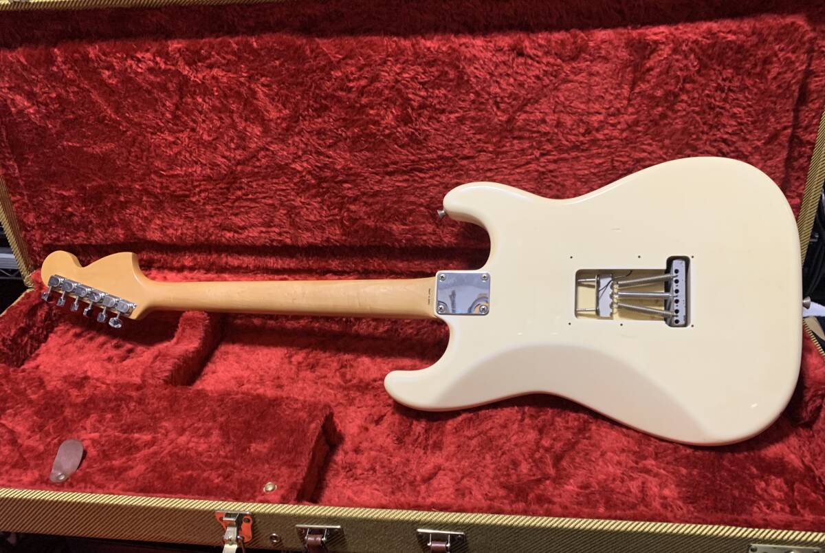 Fender JAPAN ST68 リバース 貼りメイプルネック ジミヘン Nシリアル 1993~1994年製？ _画像5