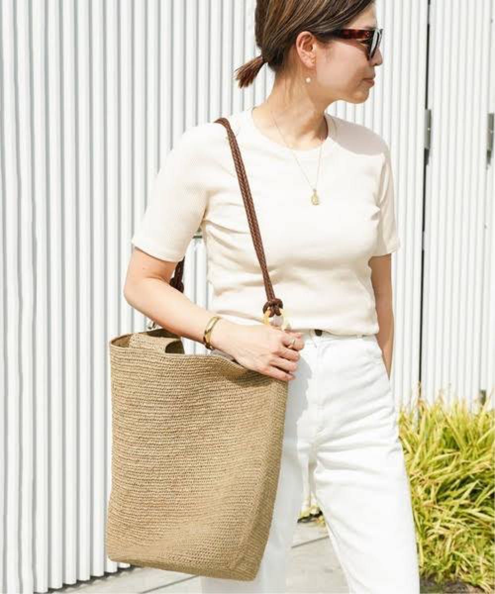 A POINT ETC アーポワン ウテセ【22SS】美品 ラフィア 2way A POINT ETC アーポワン ウテセ【22SS】美品 ラフィア 2way