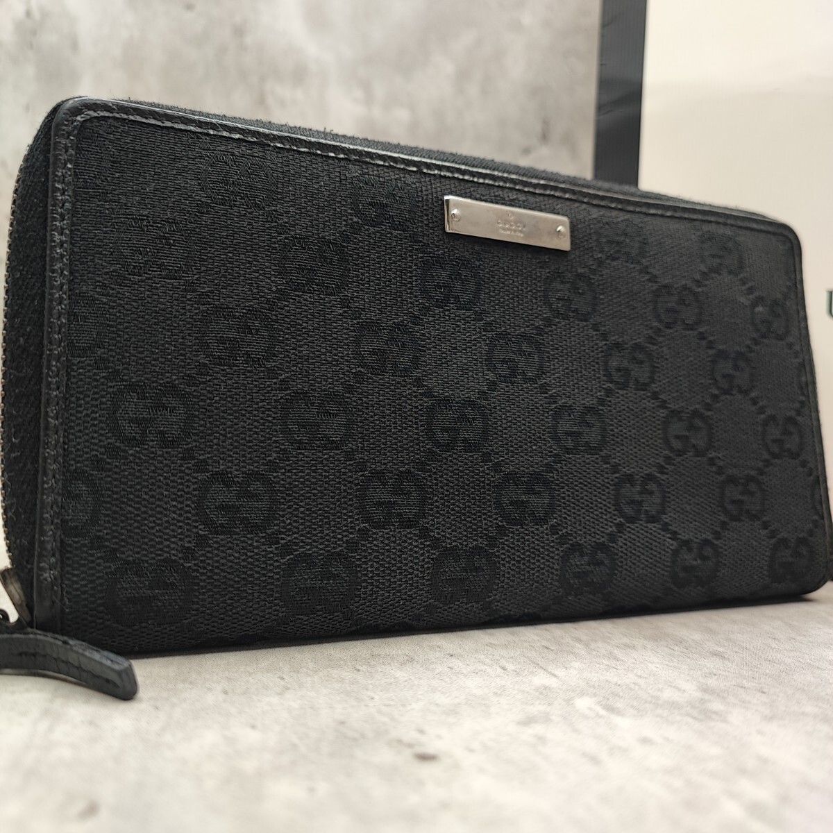  высший класс *GUCCI Gucci мужской Logo plate длинный кошелек раунд застежка-молния Zip GG парусина Logo серебряный металлические принадлежности кожа кожа чёрный черный 