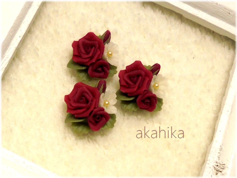 akahika*樹脂粘土花パーツ*ブーケ・赤薔薇・レッドの画像1