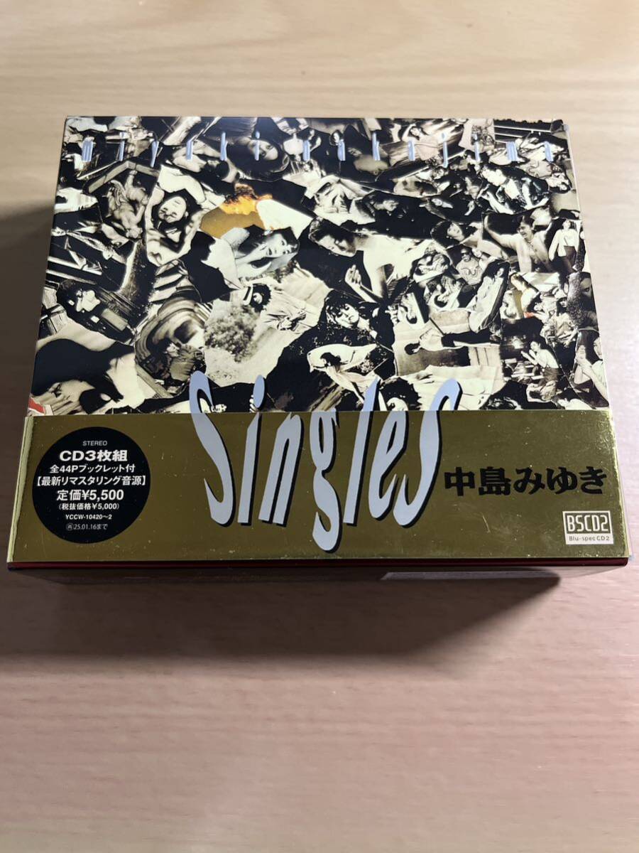 【送料込み】中島みゆき Singles 【リマスターBlu-spec CD2】3枚組 - 24/1/17発売の画像1