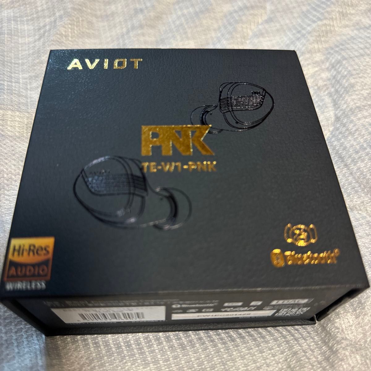 AVIOT TE-W1 ドーンブルー ピヤホン 8ケース付き Bluetooth AVIOT TE-W1 ドーンブルー ピヤホン 8ケース付き Bluetooth