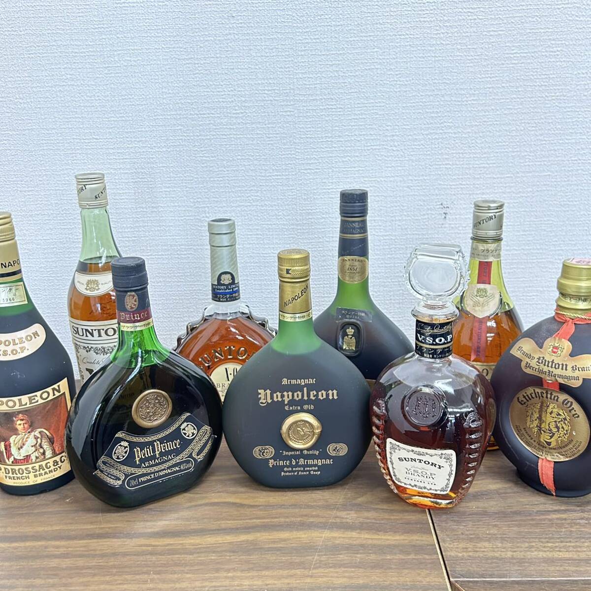 【まとめ売り】☆ブランデー 9本 古酒☆サントリー XO VSOP NAPOLEON ナポレオン Buton 酒 未開栓_画像1