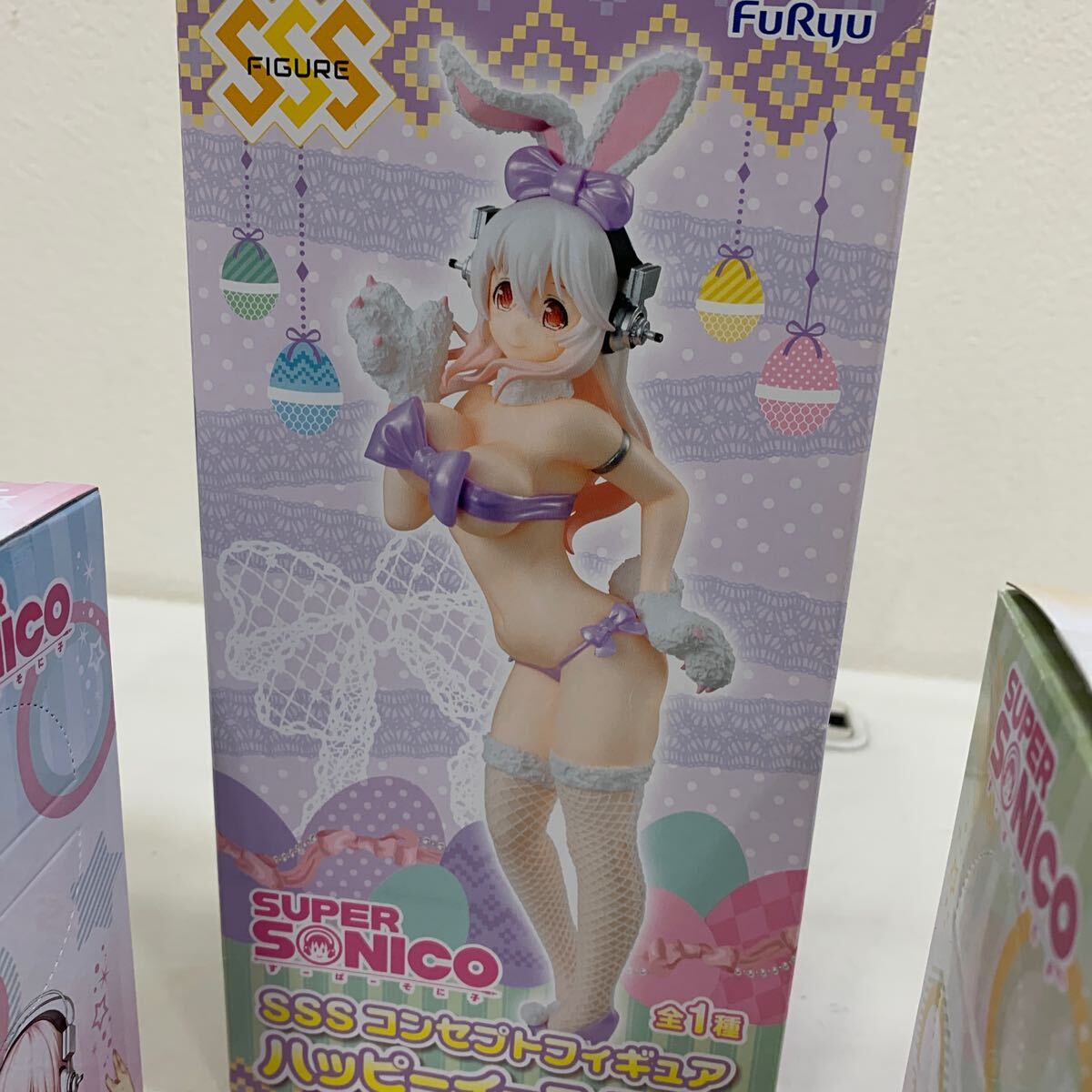 FuRyuf dragon Super Sonico concept figure .... Nakayoshi .-.. figure white swimsuit Gold swimsuit all 2 kind set 