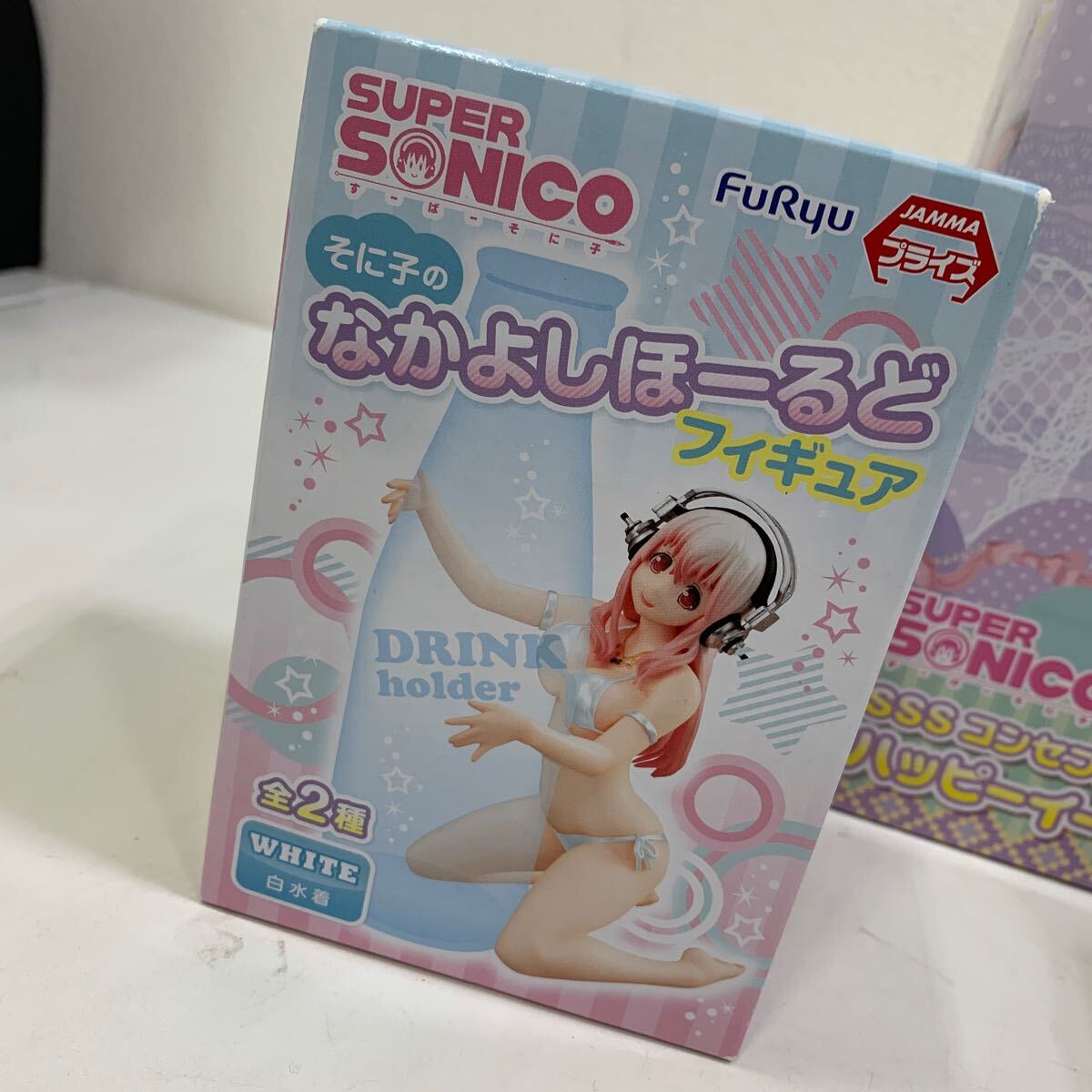 FuRyuf dragon Super Sonico concept figure .... Nakayoshi .-.. figure white swimsuit Gold swimsuit all 2 kind set 