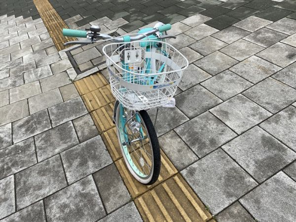 札幌近郊南幌町発　20インチ　子供用　自転車 水色_画像3