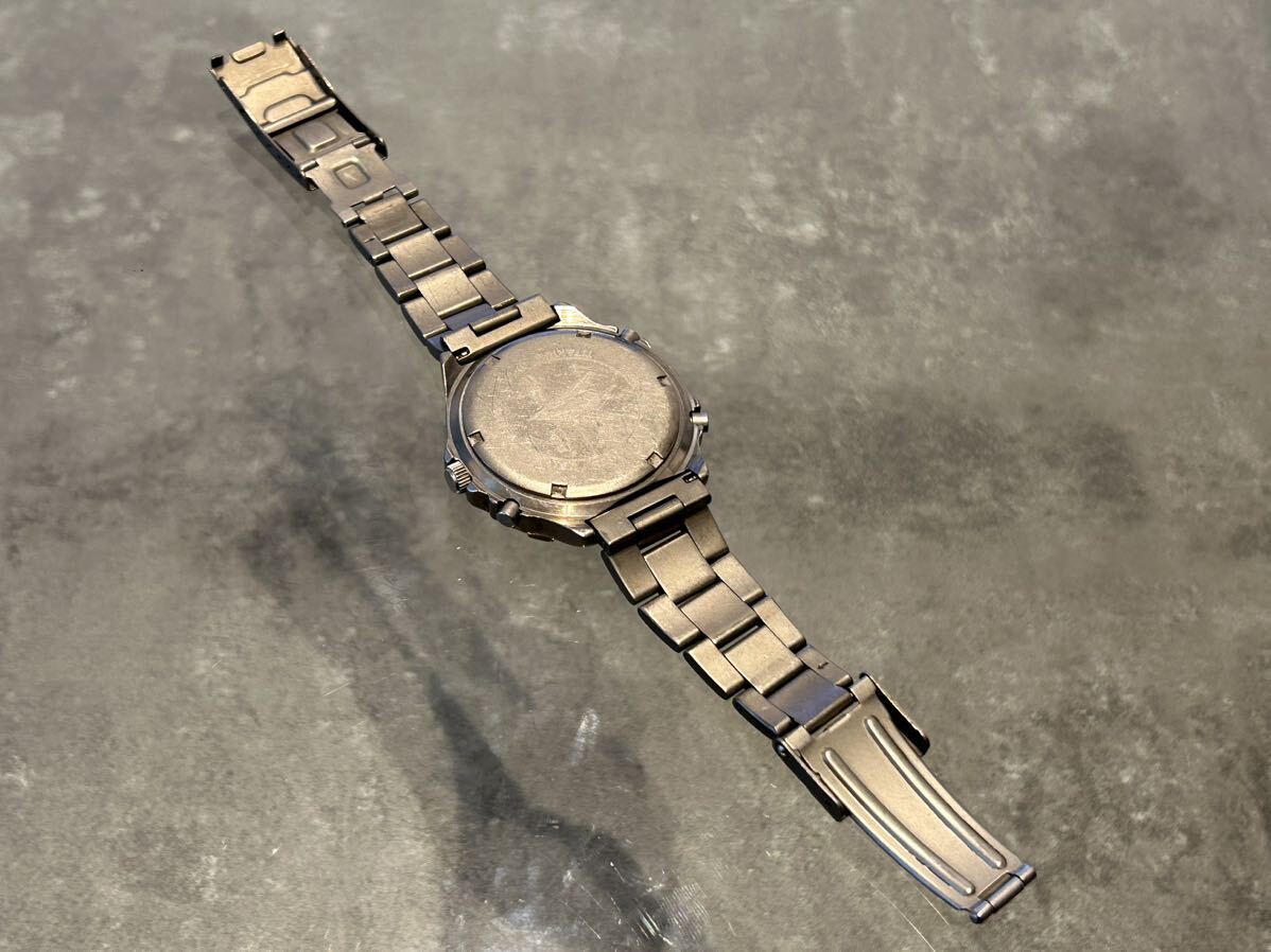 ELGIN エルジン FK-1009-TL-LI クォーツ QZ 3針 アナログ 腕時計 チタン 純正ベルト難あり ヴィンテージ 中古 現状品の画像4