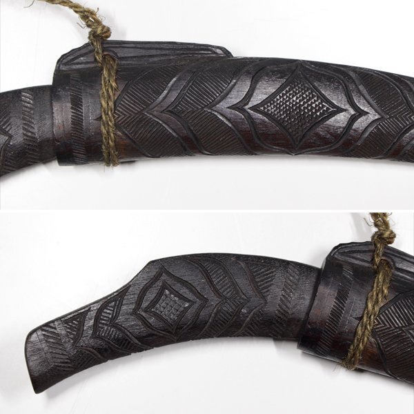 [TAKIYA]7212 [a dog small sword ma drill .] tree carving sword fittings ainu folk crafts.. Hokkaido old fine art era 