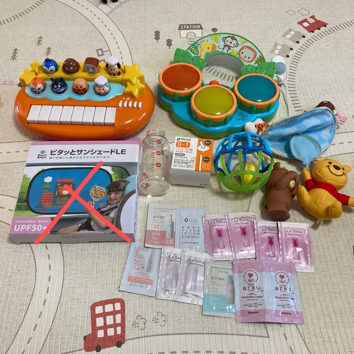 赤ちゃん　キッズ　おもちゃ　ピアノ　知育玩具　サンシェード　ベビー用品　アンパンマンおもちゃ