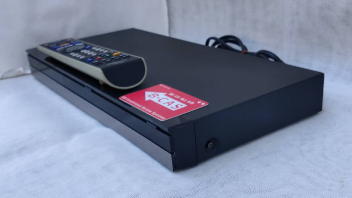 東芝 1TB 2チューナー ブルーレイレコーダー 『DBR-Z320』リモコン付き動作品です。_画像1