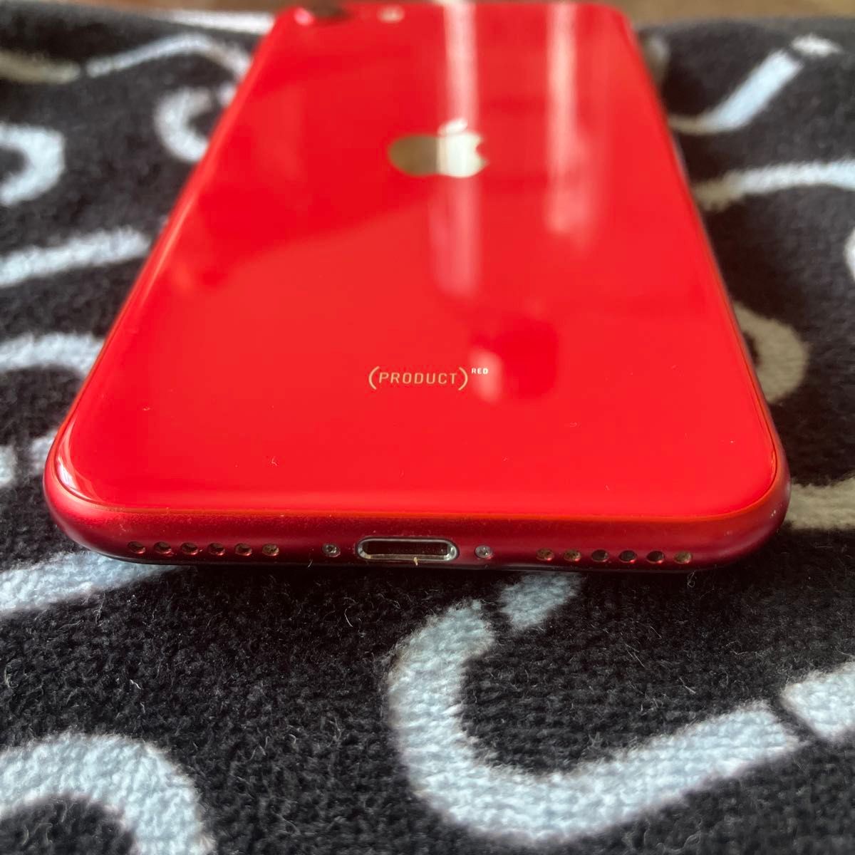 美品　迅速発送 iPhoneSE  product RED SIMフリー64GB本体　バッテリー最大容量100% ジャンク