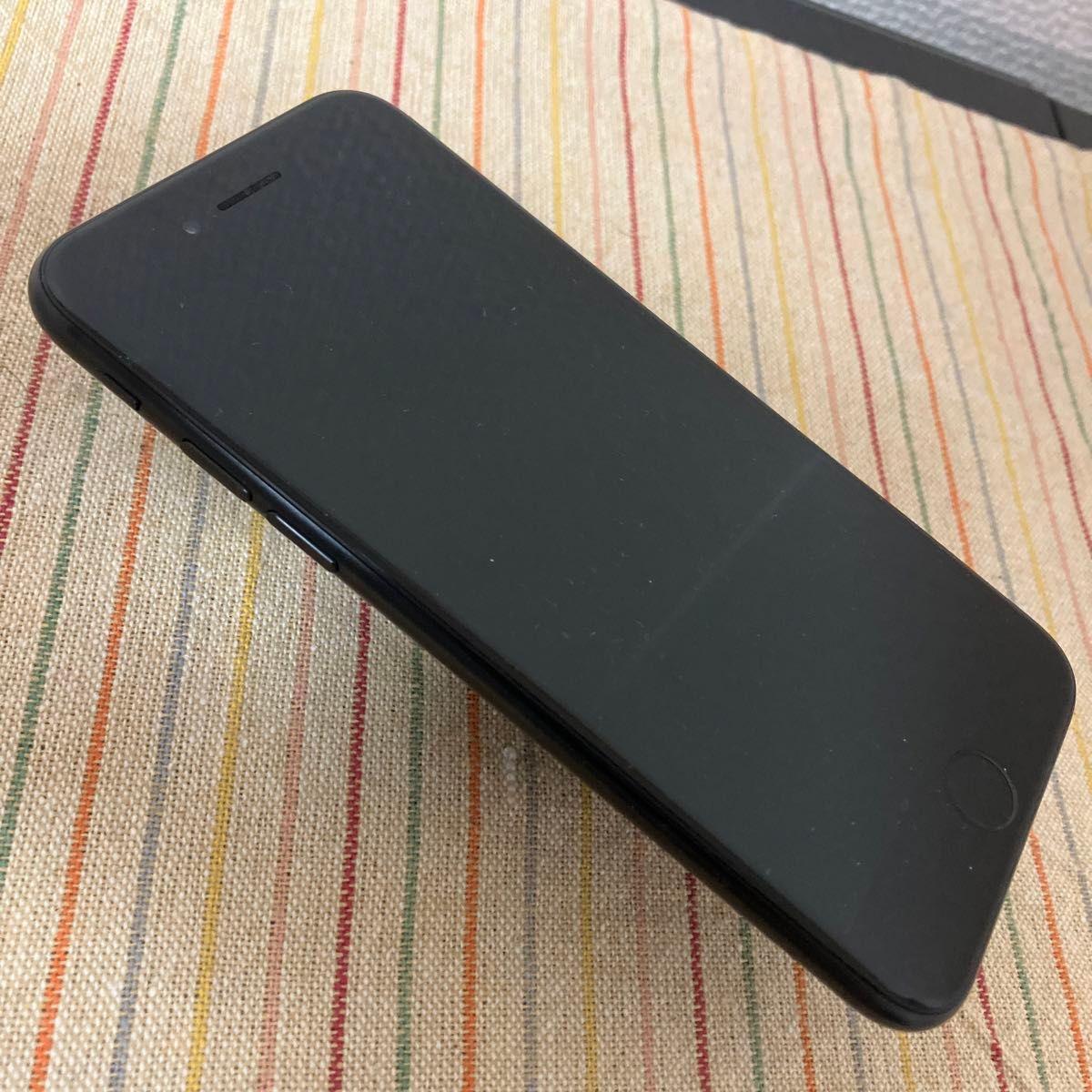 迅速発送iPhone SE 第2世代ブラック 64GB ホームボタン交換　バッテリー最大容量100% SIMフリー