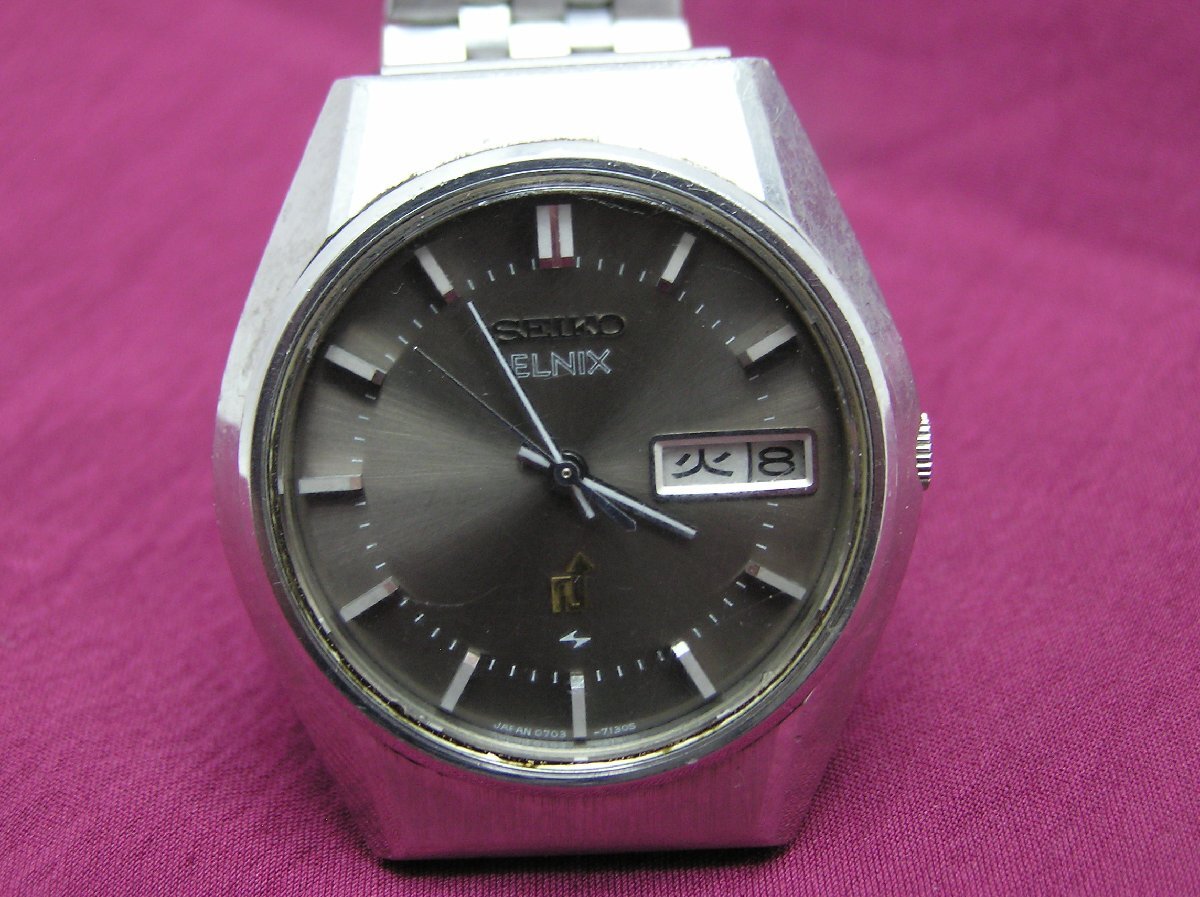 ★ハローカメラ★ 0761 Seiko セイコー ELNIX 電磁テンプ式 腕時計 0703-7130S 要修理 動作品ジャンク 1円スタート_画像2