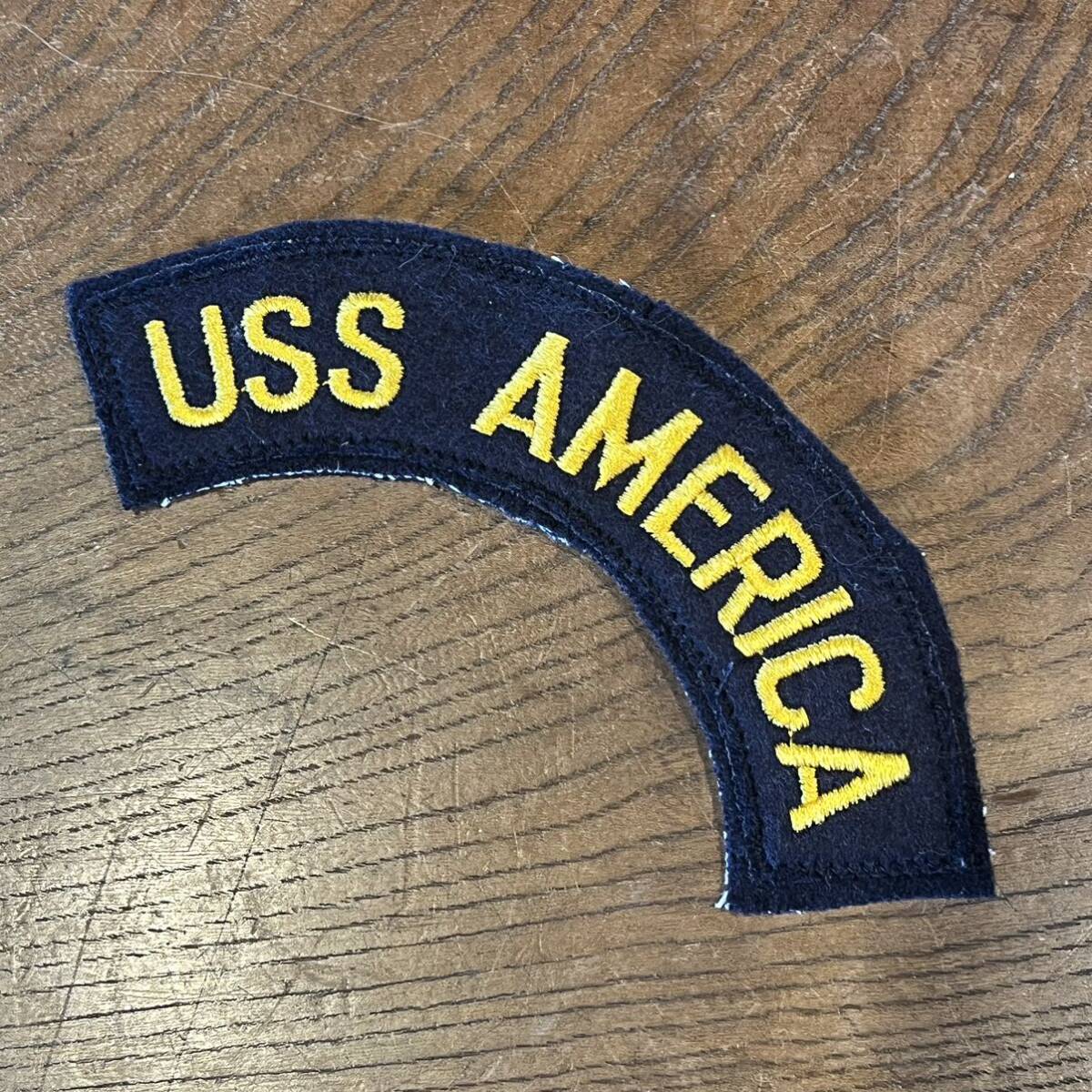 【USA vintage】ワッペン　USS AMERICA ロゴ　米軍　アメリカ　ビンテージ_画像1