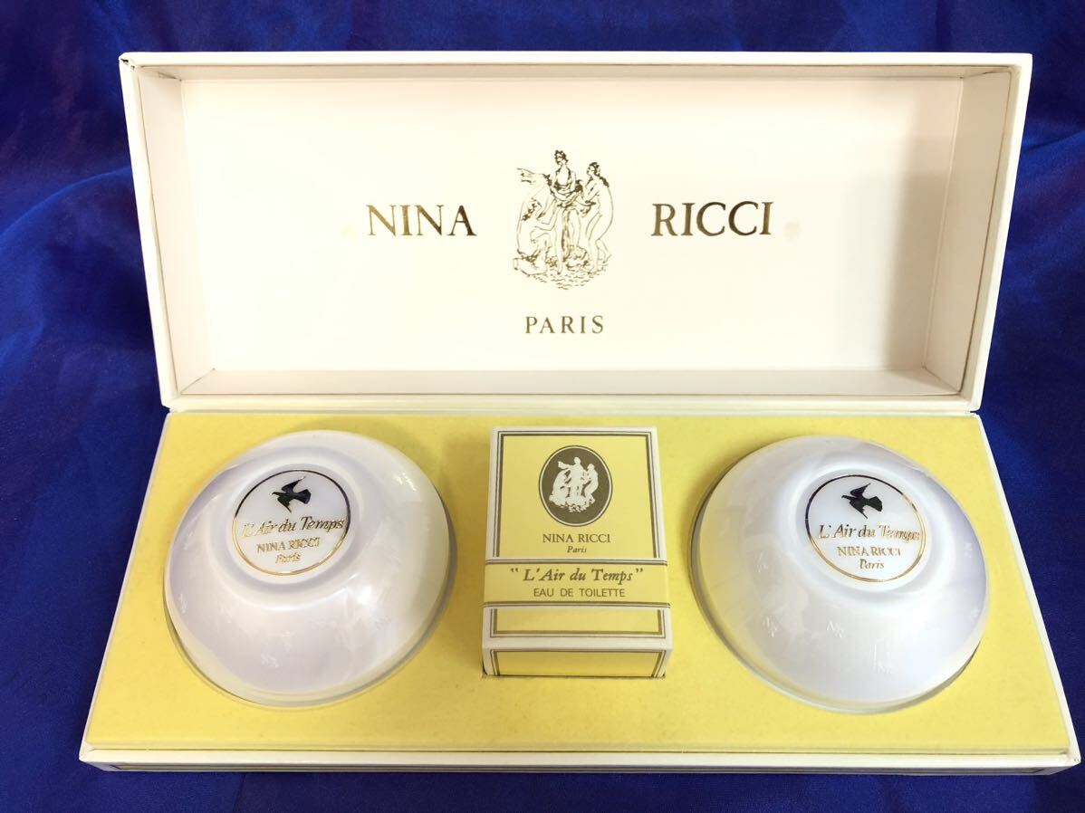 未使用 新古品 NINA RICCI ニナリッチ レールデュタン 石鹸2個 香水付 オーデトワレ 6ml ソープ 石鹸 セット 保管品 購入時期不明 現状品_画像1